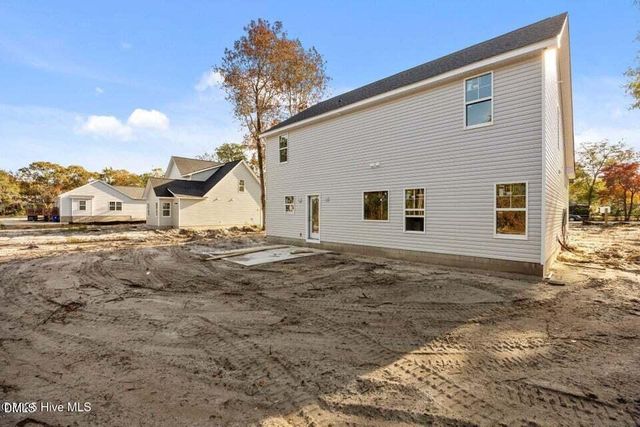 2368 Zion Hill Road SE, Bolivia, NC 28422