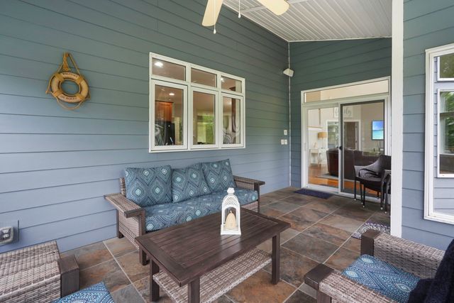 1325 Nicholas LN, Moneta, VA 24121