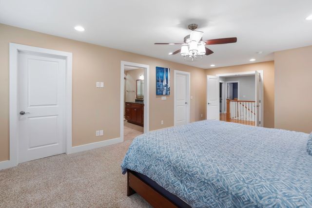 1325 Nicholas LN, Moneta, VA 24121