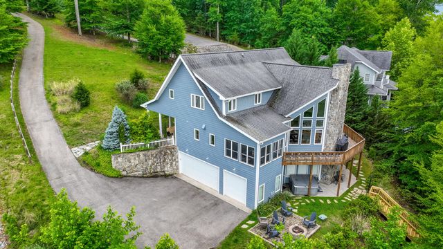 1325 Nicholas LN, Moneta, VA 24121
