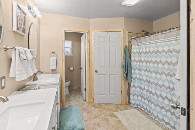 108 Paige Street, Weatherford, TX 76088