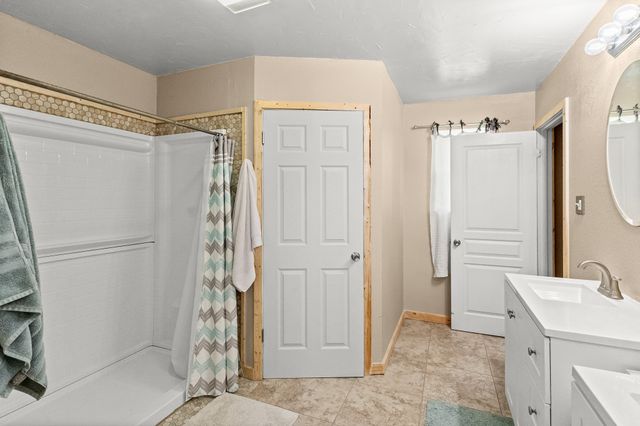 108 Paige Street, Weatherford, TX 76088