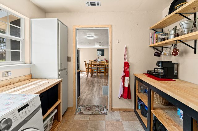 108 Paige Street, Weatherford, TX 76088