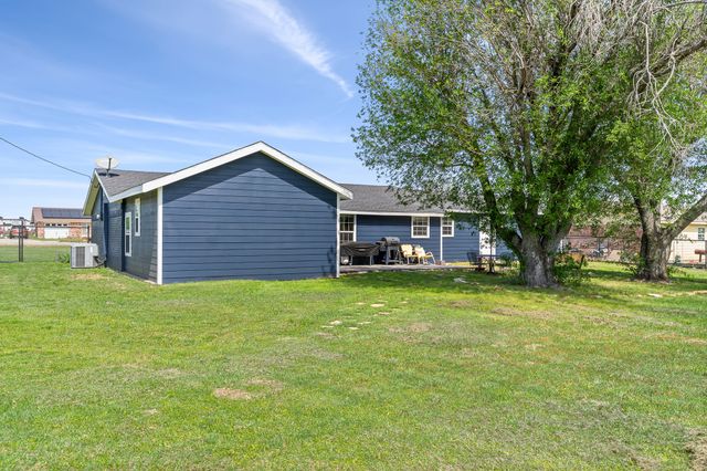 108 Paige Street, Weatherford, TX 76088