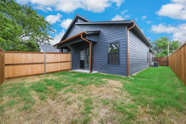 3018 Henry Street A, Greenville, TX 75401