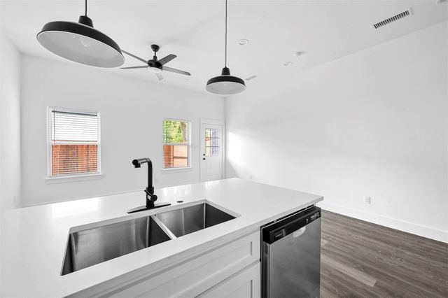 3018 Henry Street A, Greenville, TX 75401