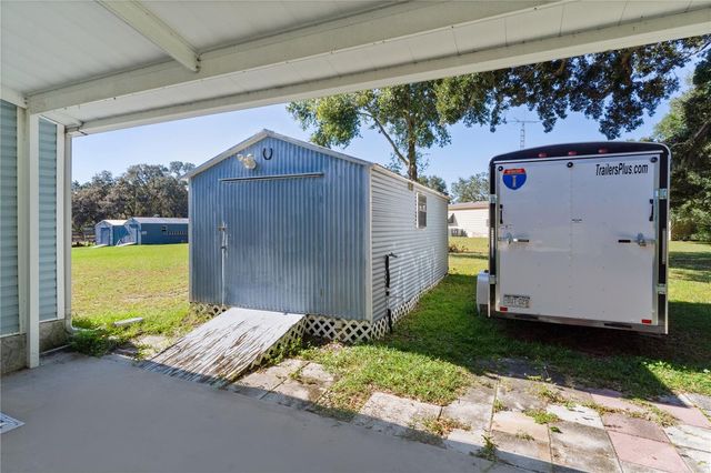 13904 COUNTY ROAD 109D, Lady Lake, FL 32159