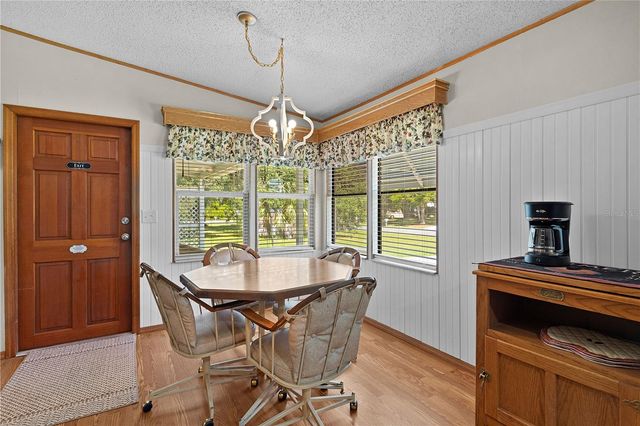 13904 COUNTY ROAD 109D, Lady Lake, FL 32159