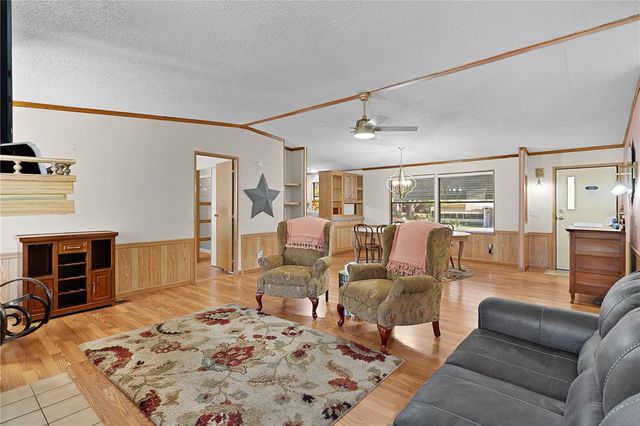 13904 COUNTY ROAD 109D, Lady Lake, FL 32159
