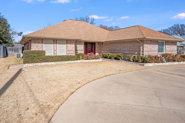 5606 Choctaw Drive, Granbury, TX 76049