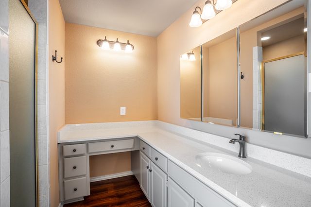 5606 Choctaw Drive, Granbury, TX 76049