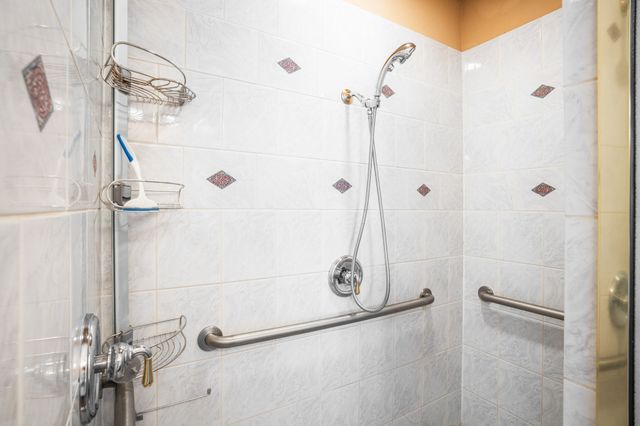 5606 Choctaw Drive, Granbury, TX 76049