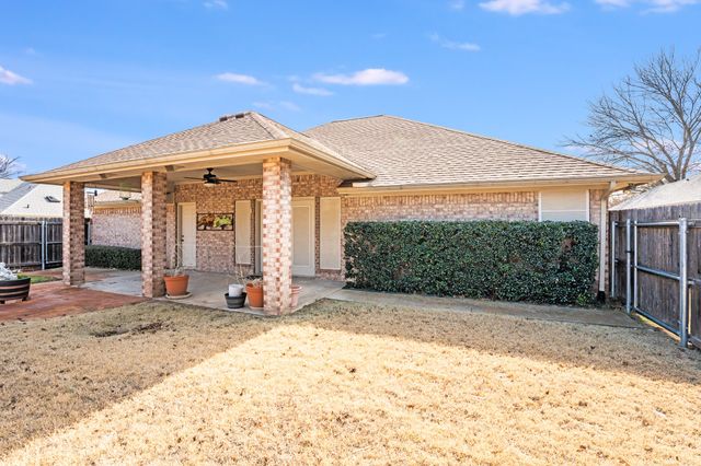 5606 Choctaw Drive, Granbury, TX 76049