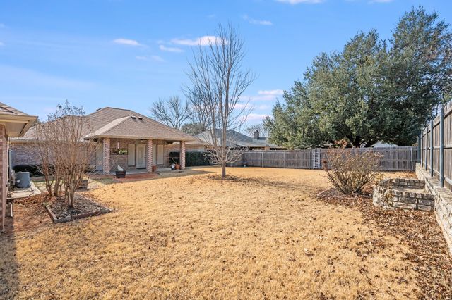 5606 Choctaw Drive, Granbury, TX 76049