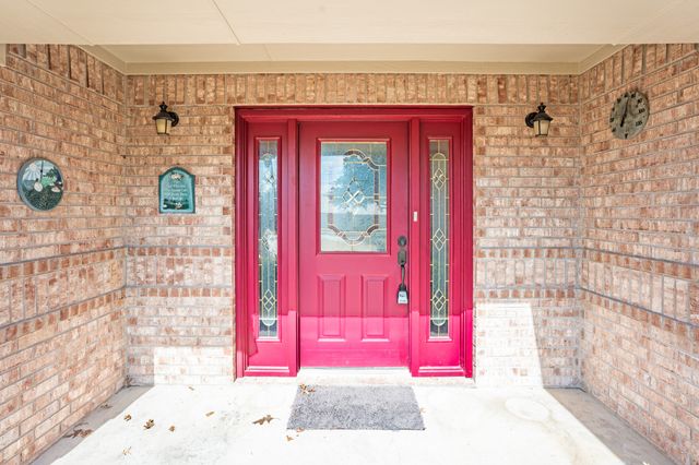 5606 Choctaw Drive, Granbury, TX 76049