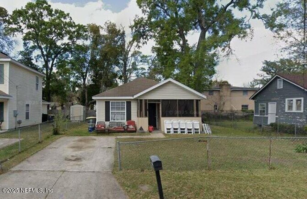 2275 W 15TH Street, Jacksonville, FL 32209