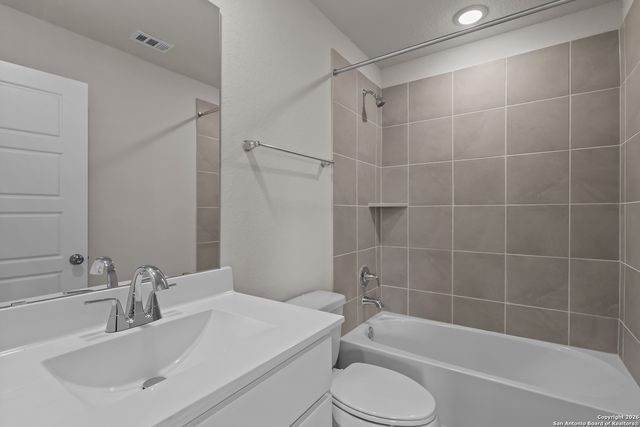 15550 Doublecreek Dr, San Antonio, TX 78253