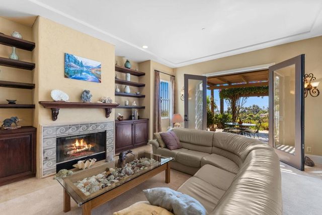 1829 Elevado Road, Vista, CA 92084