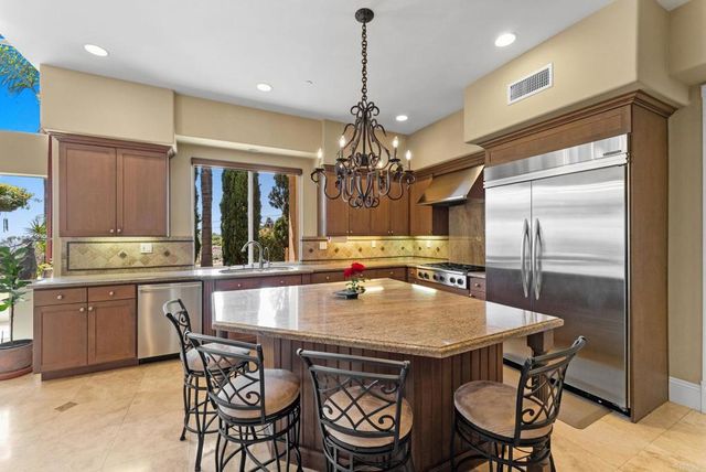 1829 Elevado Road, Vista, CA 92084
