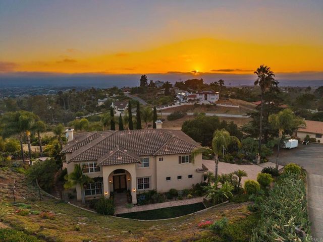 1829 Elevado Road, Vista, CA 92084