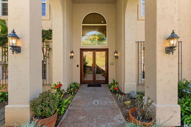1829 Elevado Road, Vista, CA 92084
