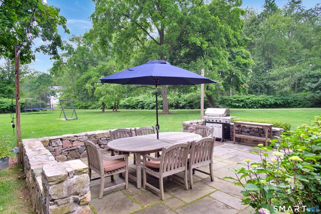 67 South Olmstead Lane, Ridgefield, CT 06877