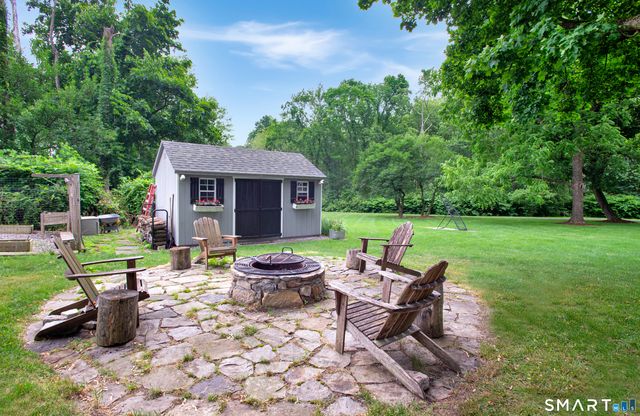 67 South Olmstead Lane, Ridgefield, CT 06877