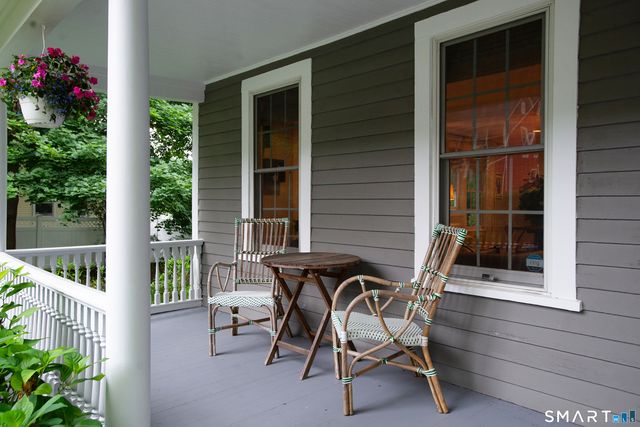 67 South Olmstead Lane, Ridgefield, CT 06877