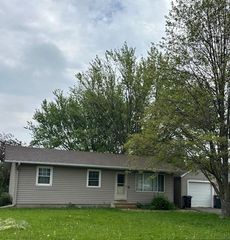 305 6th Street SW, Kasson, MN 55944