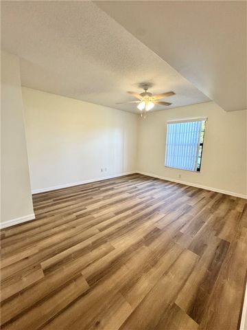 3 Plantation Drive 102, Vero Beach, FL 32966