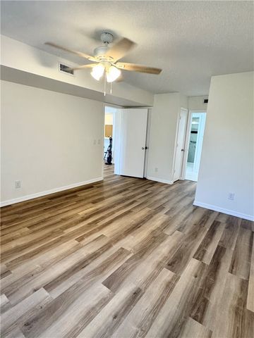 3 Plantation Drive 102, Vero Beach, FL 32966