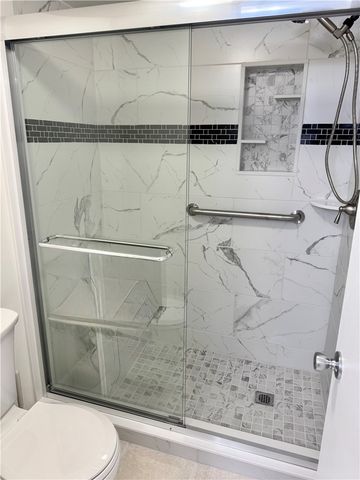 3 Plantation Drive 102, Vero Beach, FL 32966