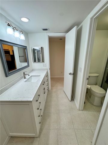 3 Plantation Drive 102, Vero Beach, FL 32966