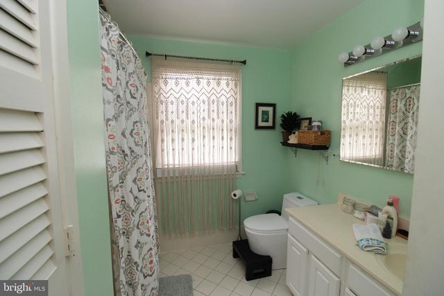 13130 VALLEYWOOD DR, Silver Spring, MD 20906