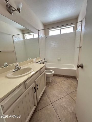 4014 W CHRISTY Drive, Phoenix, AZ 85029