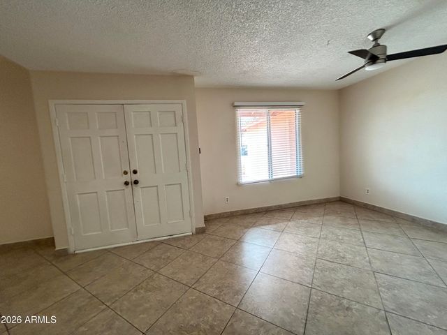 4014 W CHRISTY Drive, Phoenix, AZ 85029