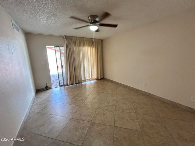 4014 W CHRISTY Drive, Phoenix, AZ 85029