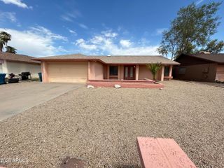 4014 W CHRISTY Drive, Phoenix, AZ 85029