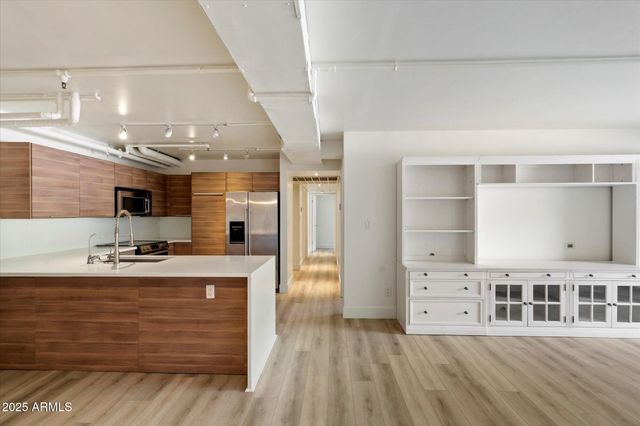 7840 E CAMELBACK Road 111, Scottsdale, AZ 85251