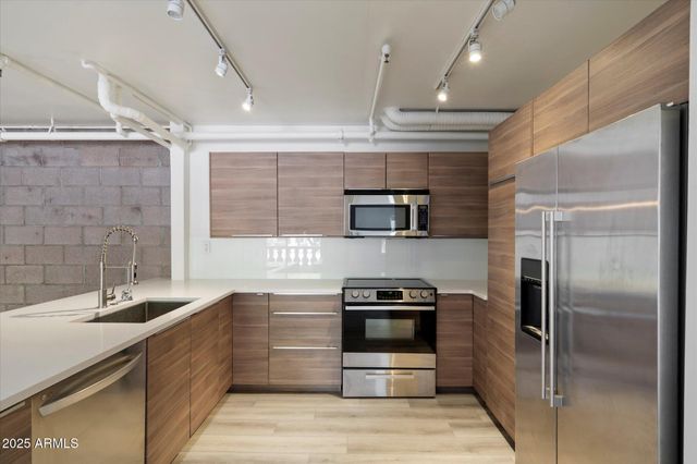 7840 E CAMELBACK Road 111, Scottsdale, AZ 85251