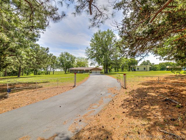 2742 W 103rd Street N, Sperry, OK 74073
