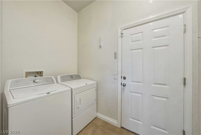 501 West Leslie Street, Pahrump, NV 89060