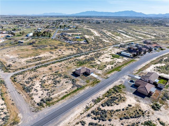 501 West Leslie Street, Pahrump, NV 89060