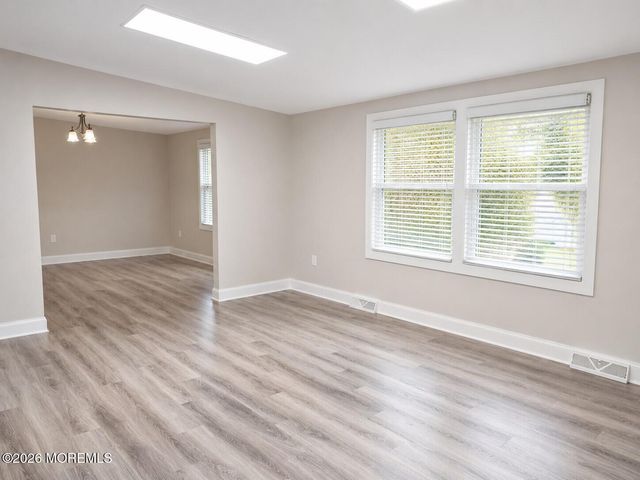 825 Patterson Road, Jackson, NJ 08527
