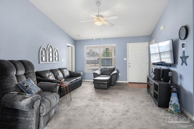1920 Presidio St, Navarre, FL 32566