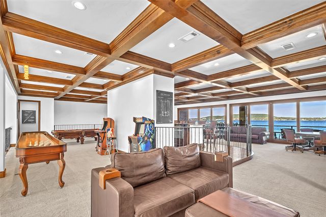 1009 Blue Jay Lane, Graford, TX 76449