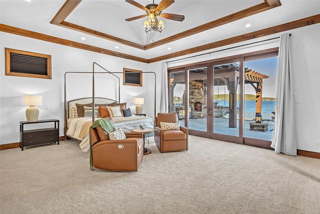 1009 Blue Jay Lane, Graford, TX 76449