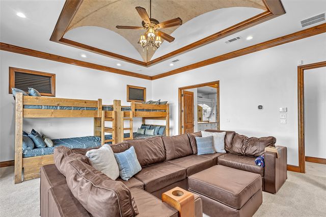 1009 Blue Jay Lane, Graford, TX 76449