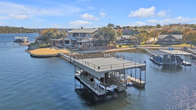 1009 Blue Jay Lane, Graford, TX 76449