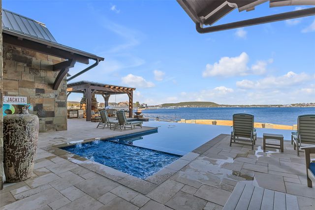 1009 Blue Jay Lane, Graford, TX 76449